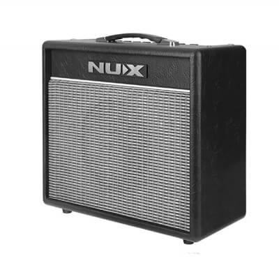 Комбоусилитель гитарный Nux Mighty-20W-1